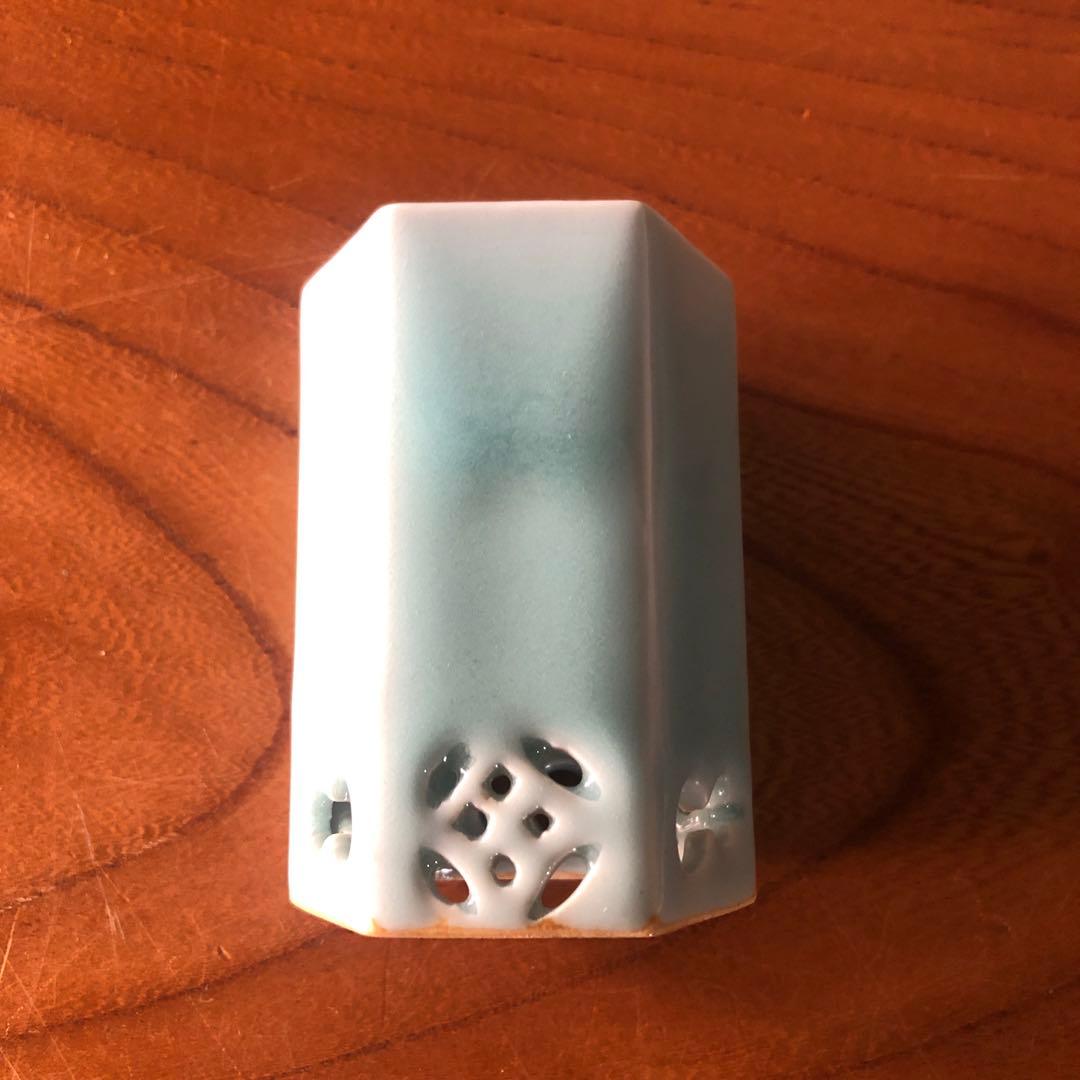 蔵の中にあった鍋島青磁向付一対