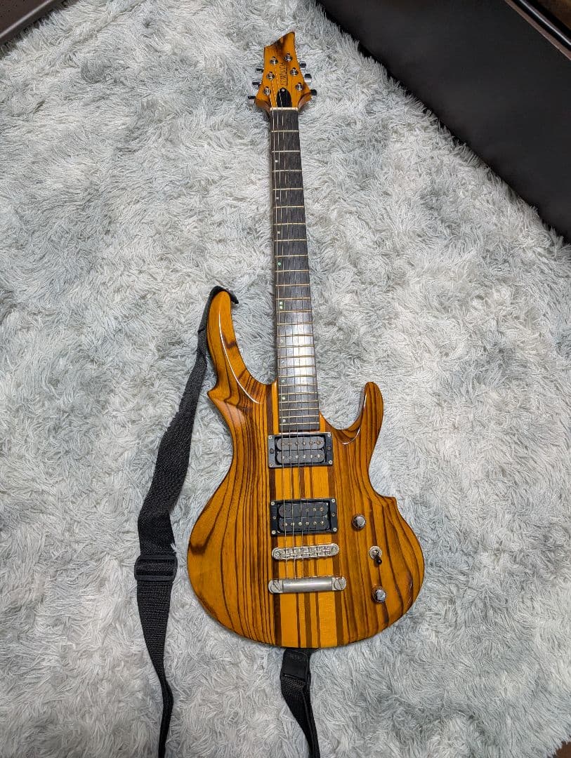 美品　edwards e-rd-140nt エレキギター　廃盤らしい