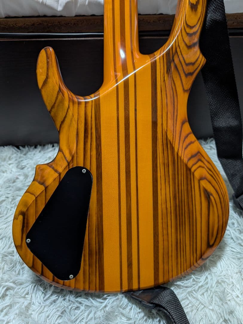 美品　edwards e-rd-140nt エレキギター　廃盤らしい