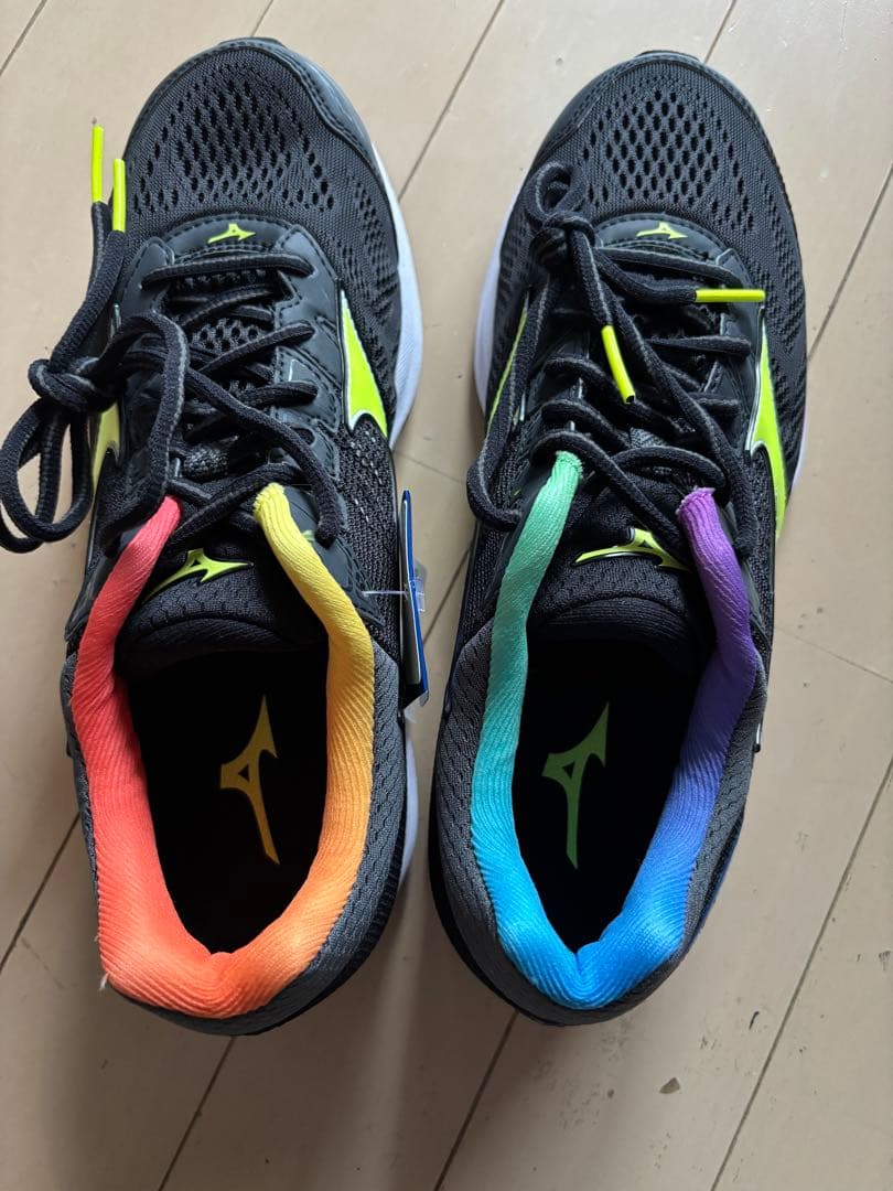 Mizuno ランニングシューズ ブラック/カラフル 新品