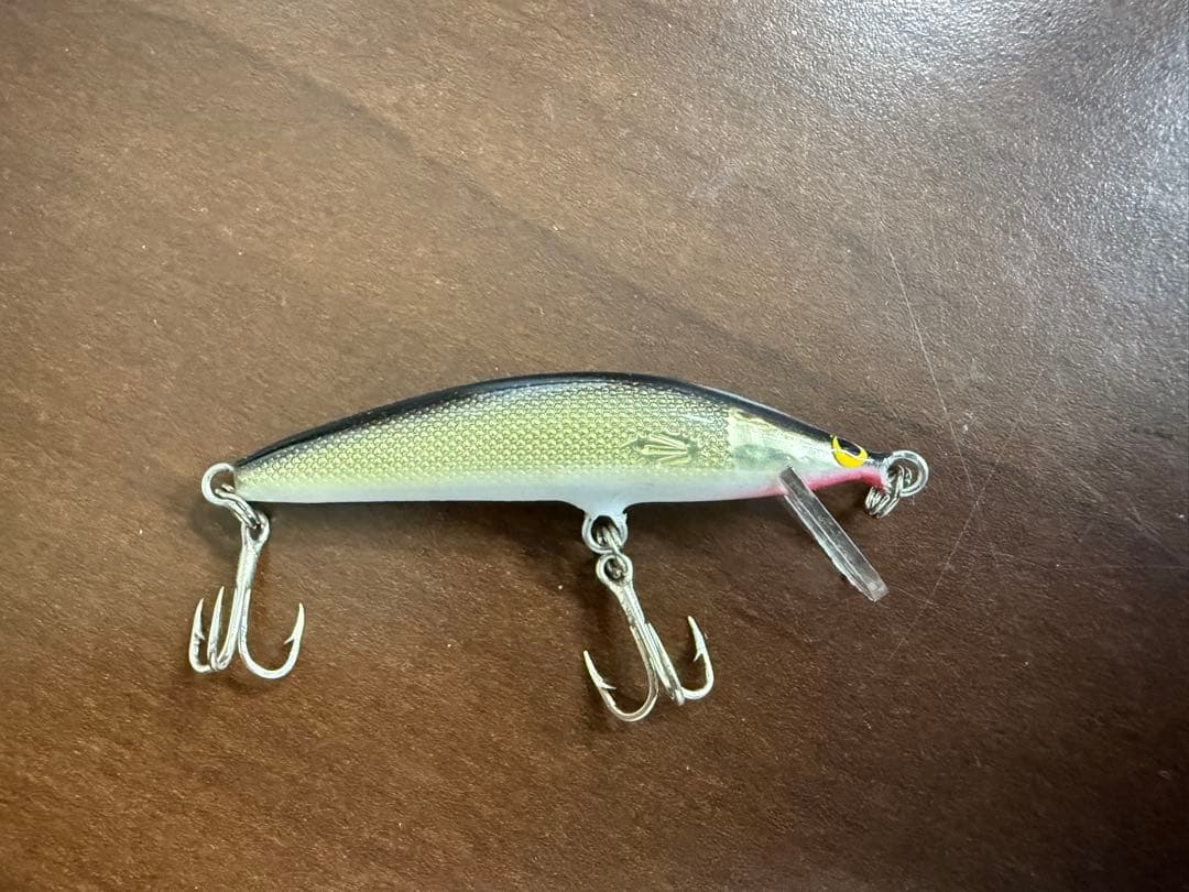 L111 アルファ&クラフト SAURUS ブラウニー　5cm