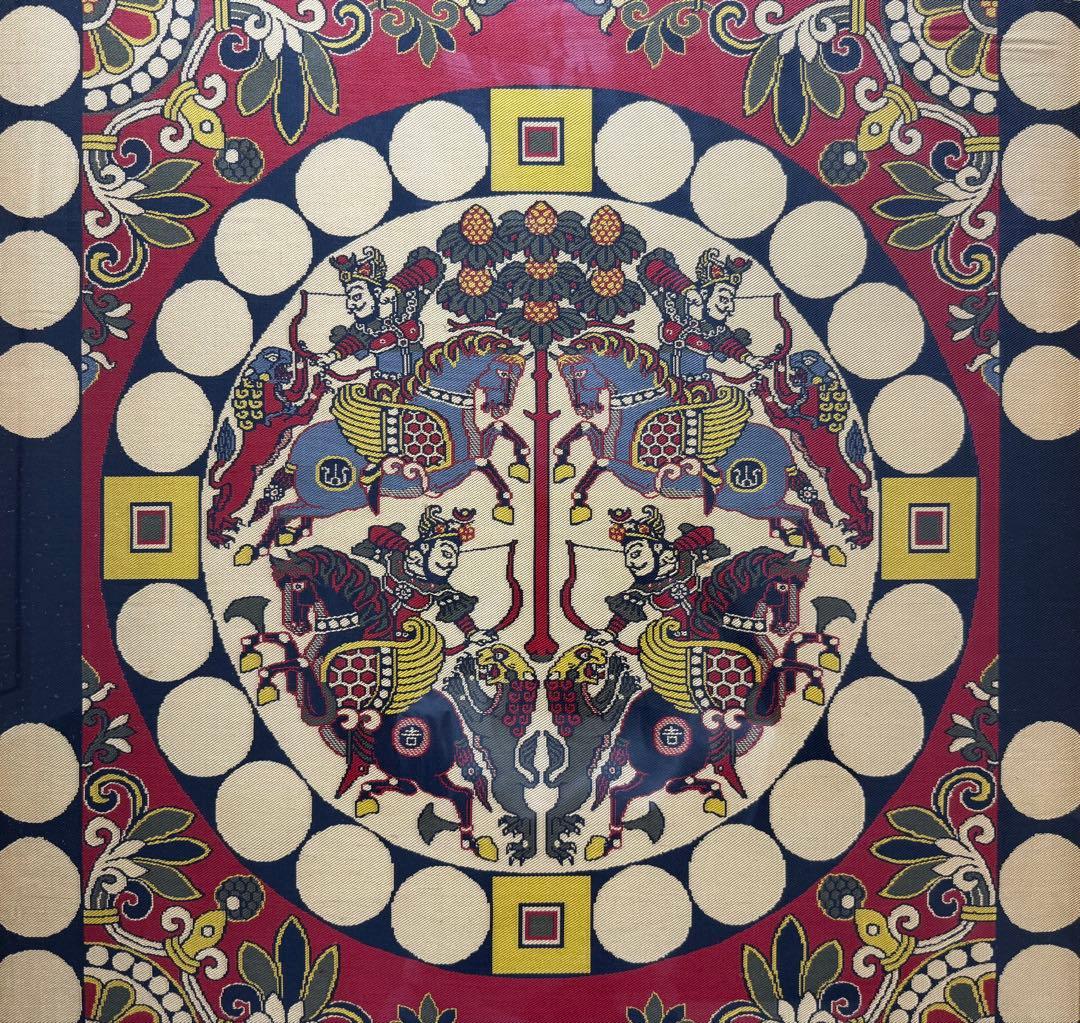 四天王獅猟文様錦　獅子狩文錦　掛額　龍村平蔵謹模　国宝法隆寺蔵　龍村美術織物