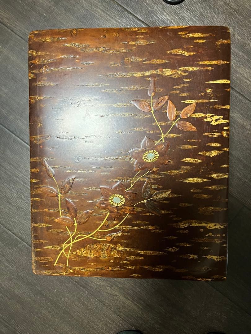 金箔装飾の木製二段収納ボックス