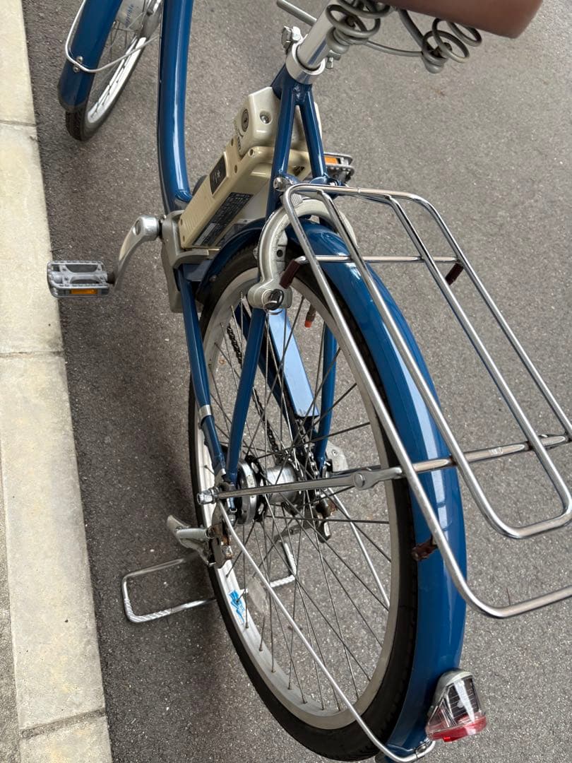 電動自転車　ブルー