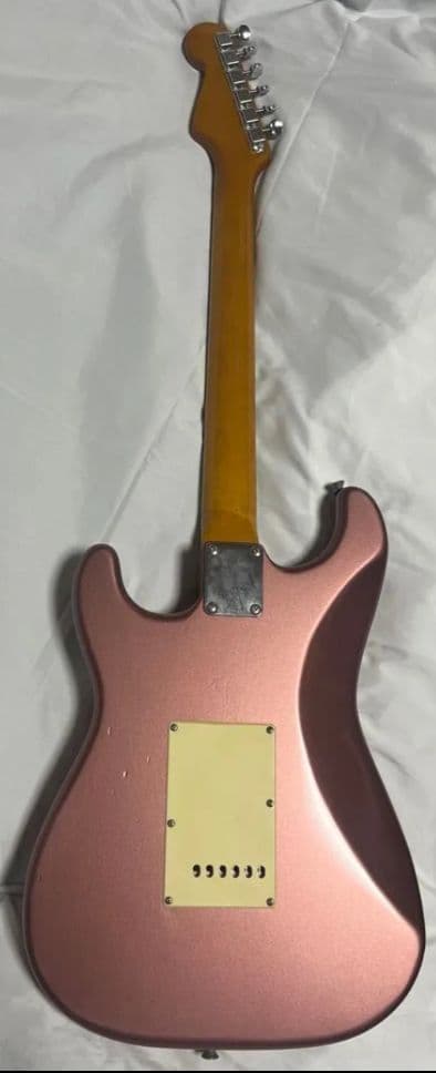 Felder＊ストラトタイプ・エレキギター