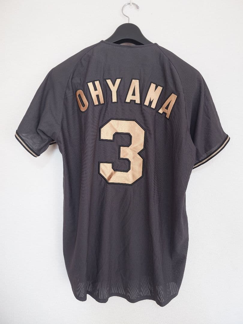 ふ*ぅ様 阪神タイガース 大山悠輔 ブラックダイナマイト ユニフォーム 黒 復刻