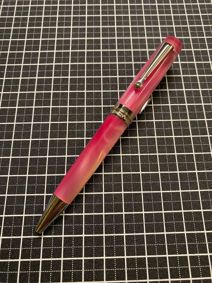 DELTA Vintage-Collection Pink ボールペン