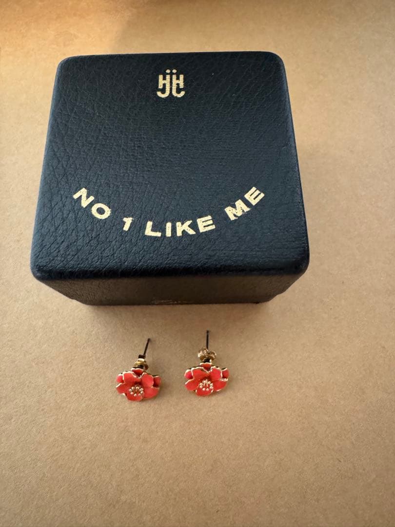 ATEEZ ホンジュン　センイルMD トレカ　ピアス　マリーゴールド　アチズ