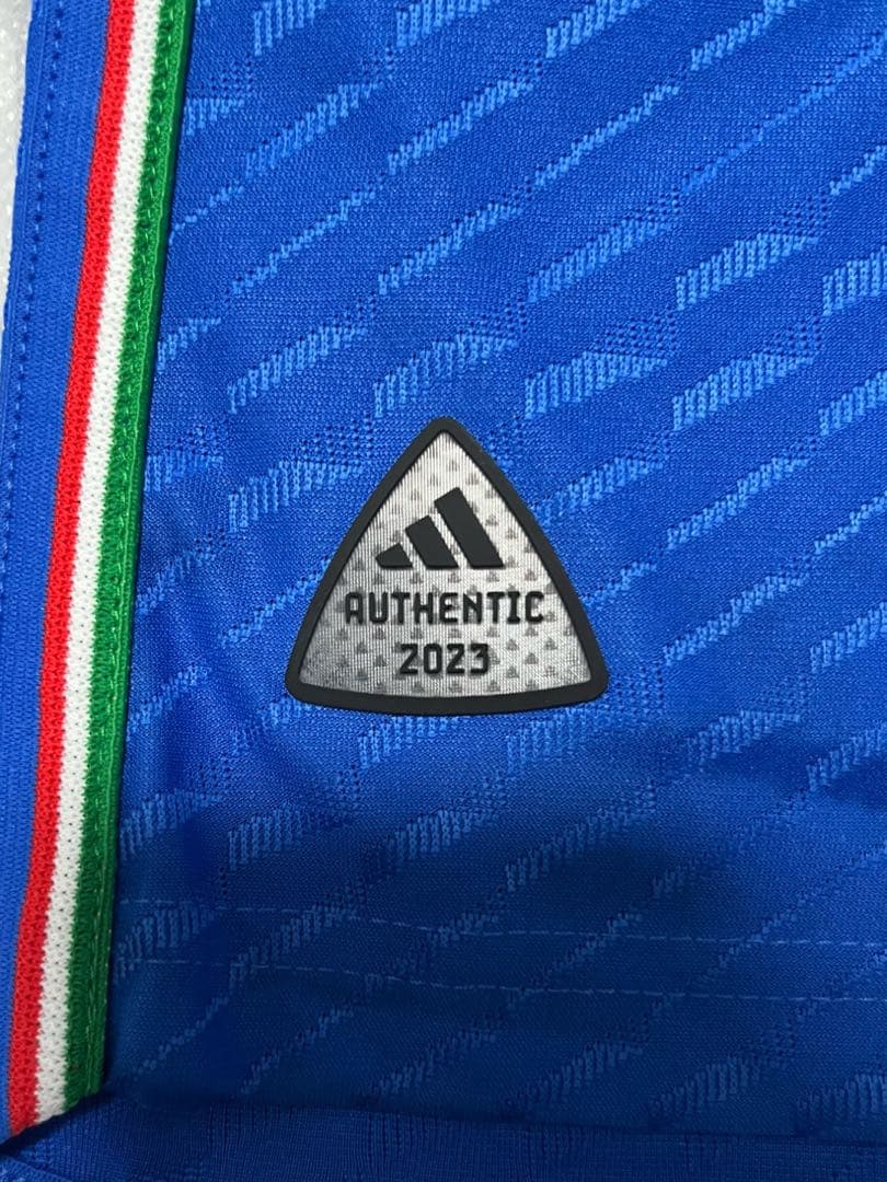 【新品・未使用・紙タグ付】イタリア代表　オーセンティック　ユニフォーム