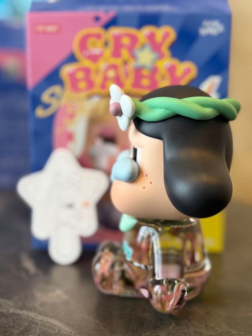 正規品　popmart crybaby fragrance 香水　フレグランス