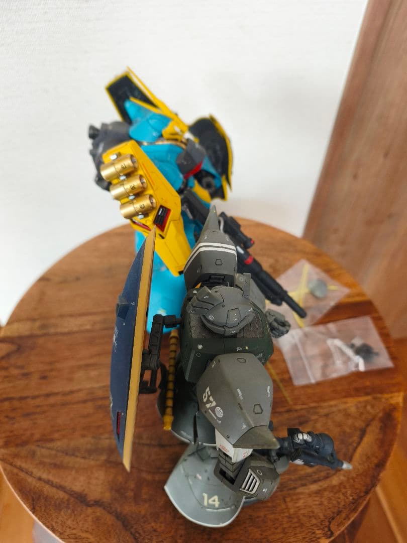【完成品】MG1/100ヤクトドーガ/ゲルググ【塗装品】