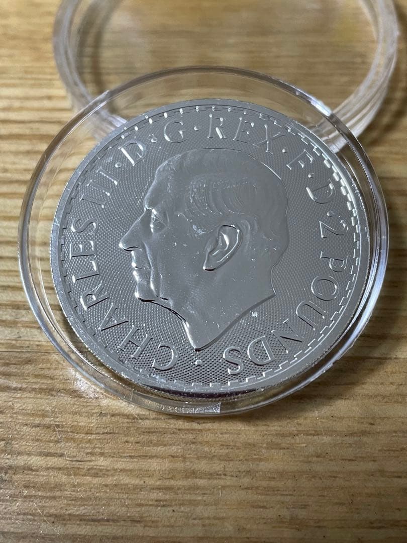 ブリタニア銀貨１オンス純銀999