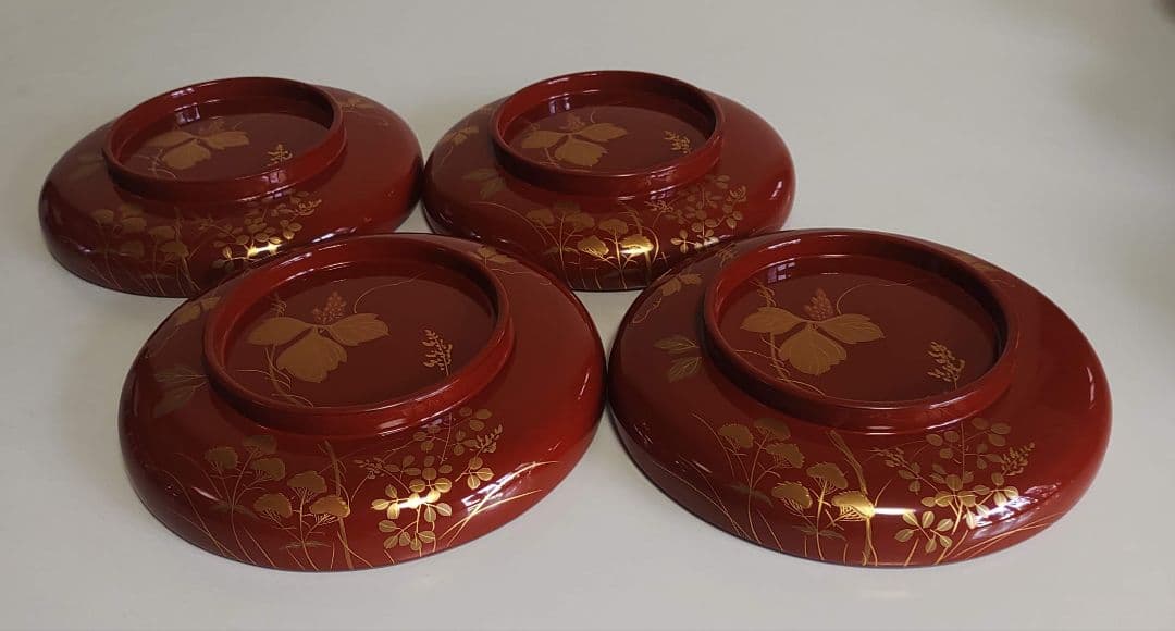 輪島塗　朱塗 大平椀　磨蒔絵 秋草の図　4客