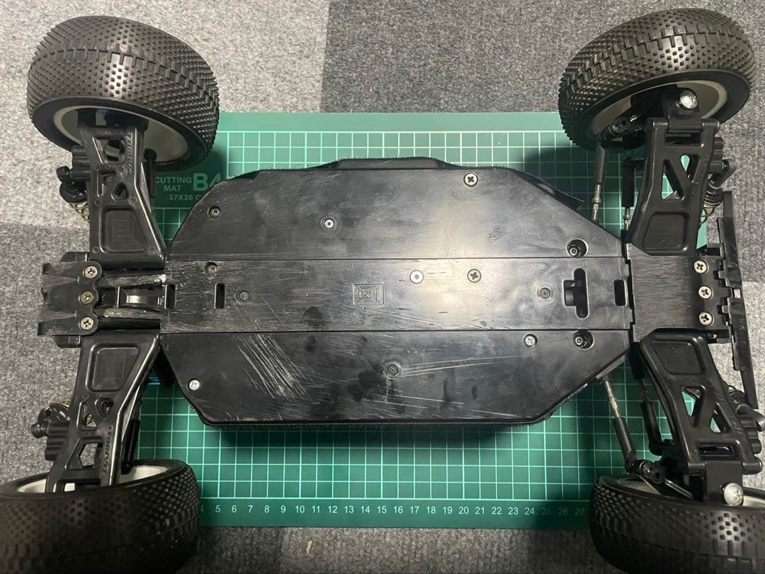 タミヤ　TT02B バギー　キラーバギン