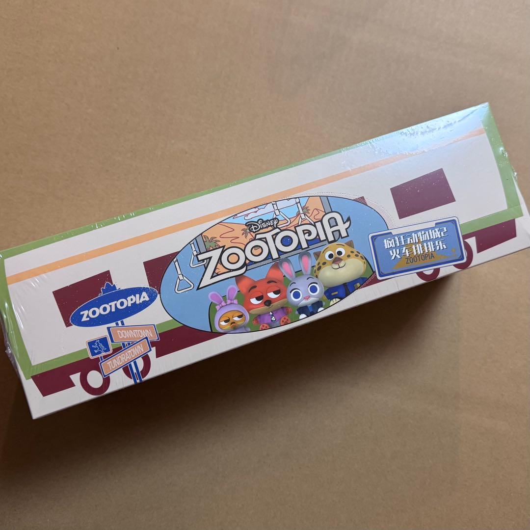 ズートピア2 電車　フィギュア　ニック　ジュディ　パウバート　ゲイリー　ニブルズ