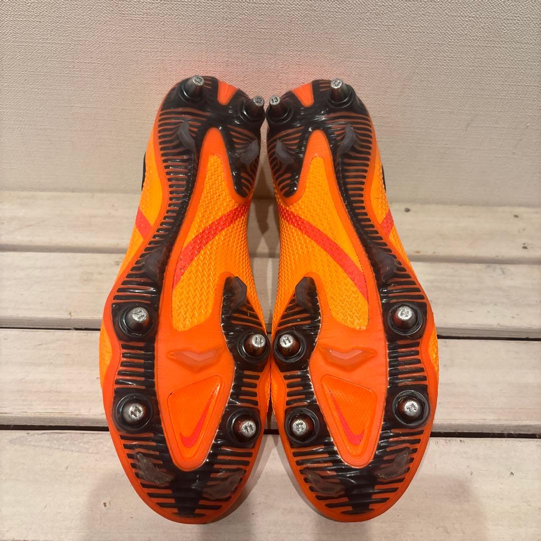 サッカースパイクナイキファントムgt