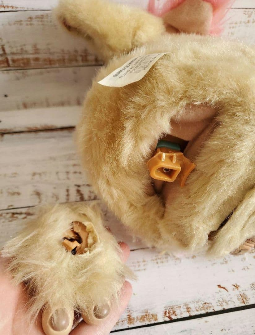 ☆ファービー2☆　英語版　【訳あり】　◇◆足と電池蓋に破損あり◇◆