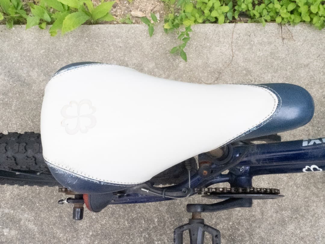 ヨツバサイクル18インチ キッズバイク ネイビー