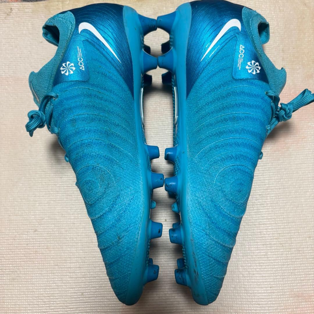 ファントムGX サッカースパイク ナイキ 27.5cm AG