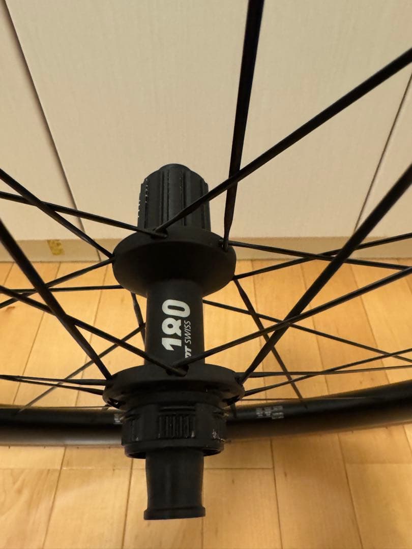 DTSWISS ARC1100 DICUT DB 前50mm後62mm交換済