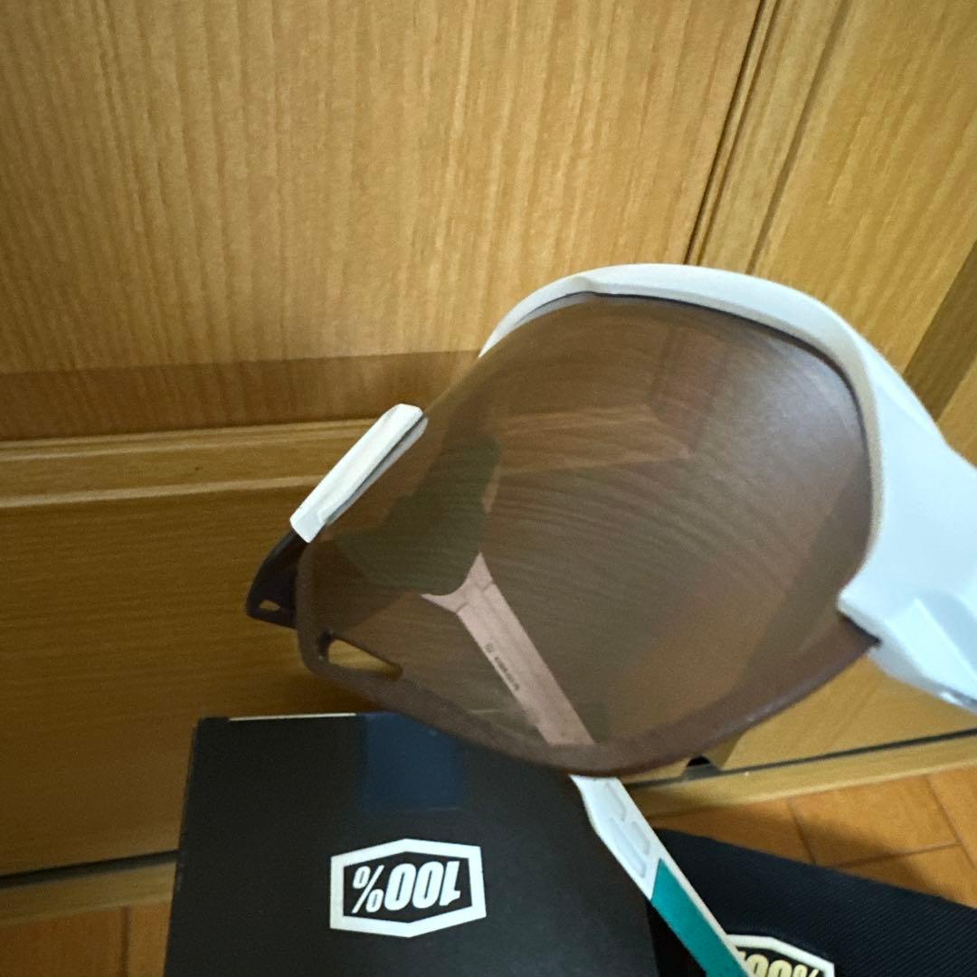 ワンハンドレッド 100% S2 限定BORA hansgrohe サングラス