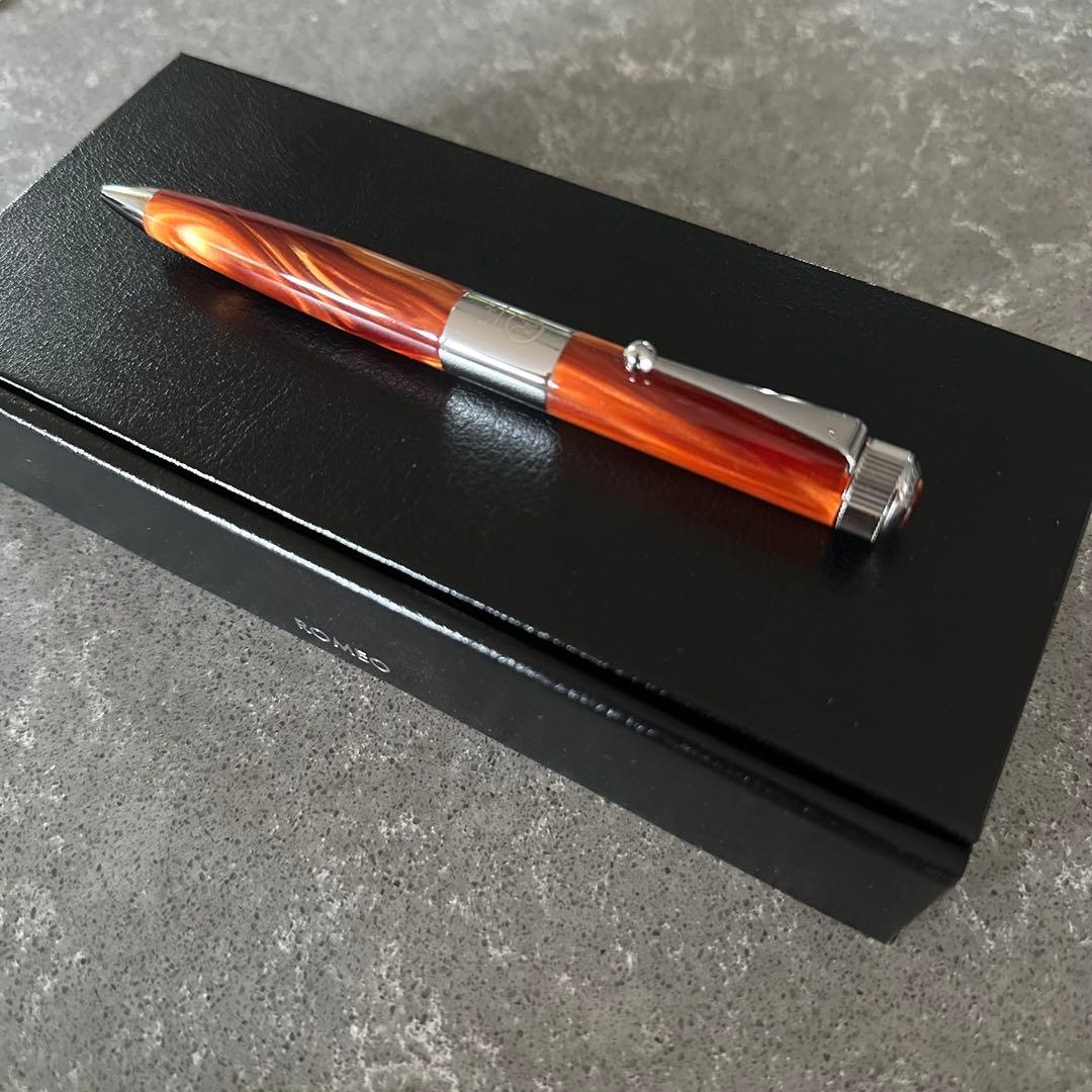 【極上模様・未使用】ロメオ NO.3 イタリアンアンバー 太軸