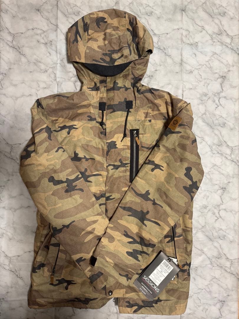 新品未使用☆SESSIONS カモフラージュ スノーボードウェア Mサイズ
