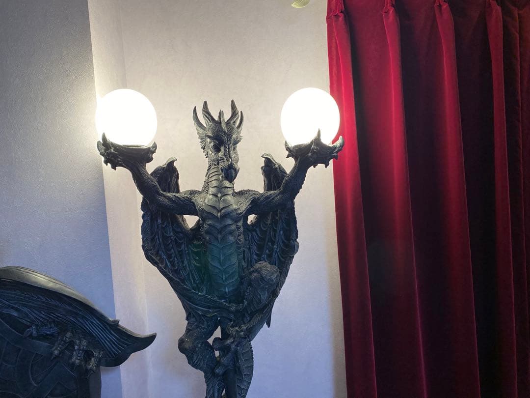 ドラゴンのランプ　飾ってただけで未使用