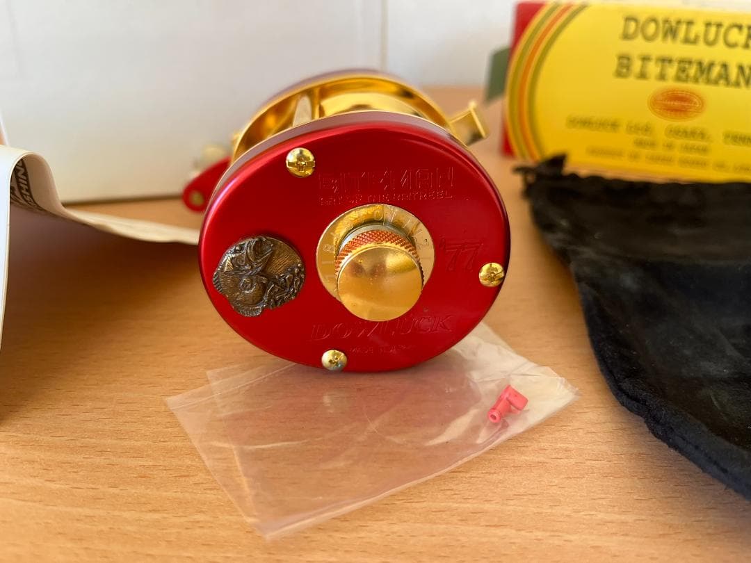 道楽 Dowluck Biteman 77 Red