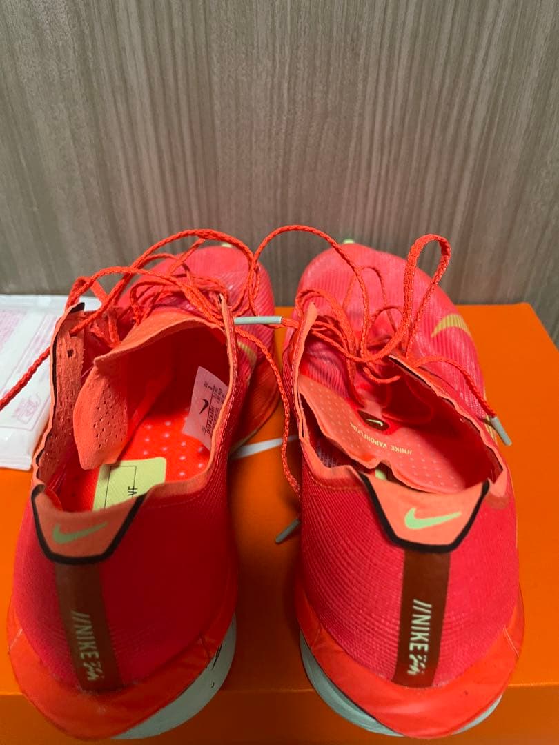 Nike ヴェイパーフライ4