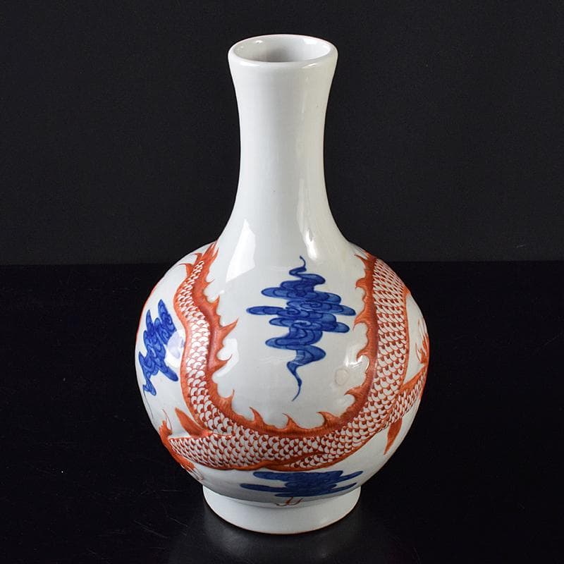 中国　大清乾隆年製款　青花紅釉盛上雲龍文　長顎瓶　M　R8285B