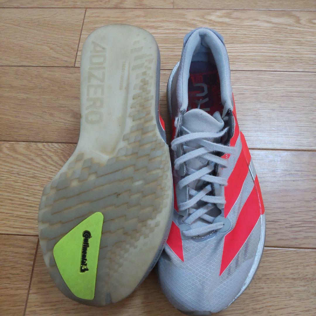 adidas スパイクシューズ グレー/レッド