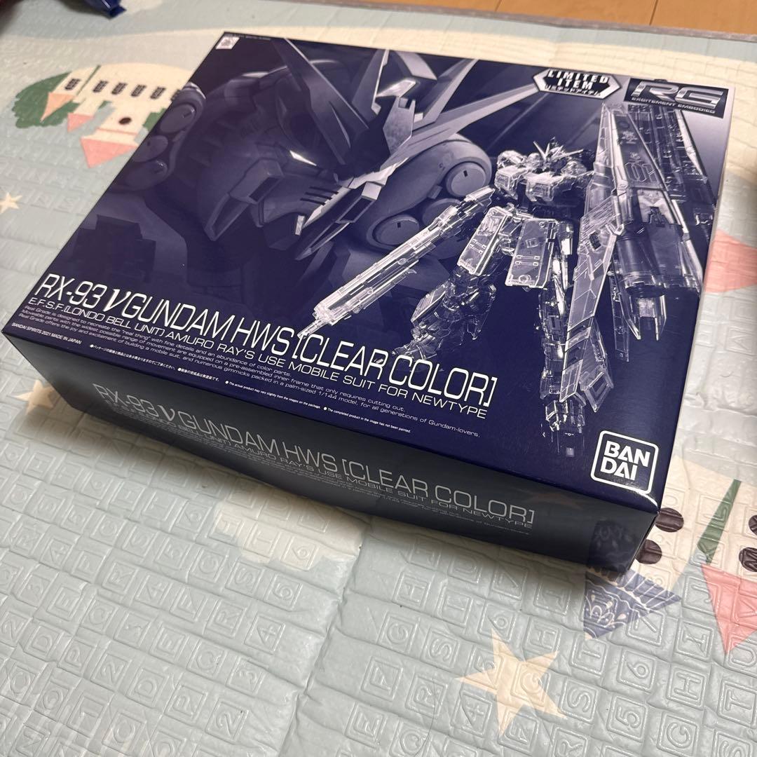 RG RX-93 Vガンダム HWS (クリアカラー) 限定版