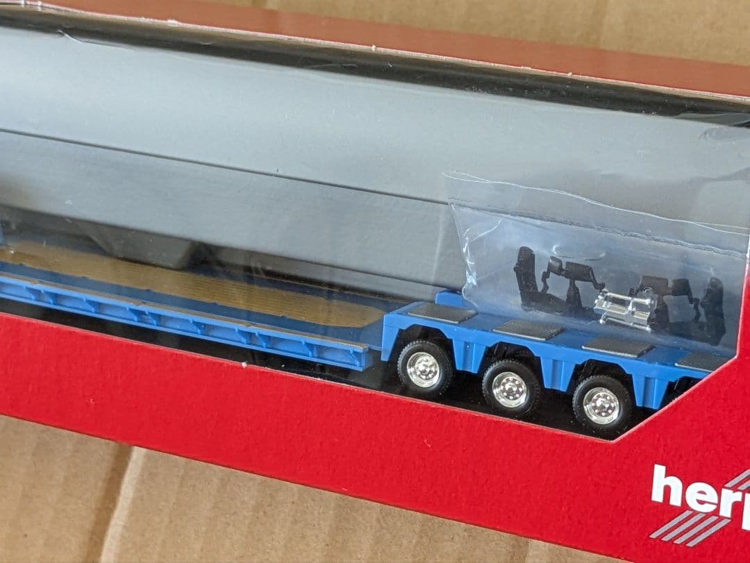中*渉様 1/87 herpa SCANIA CR20 ND Martin Wi