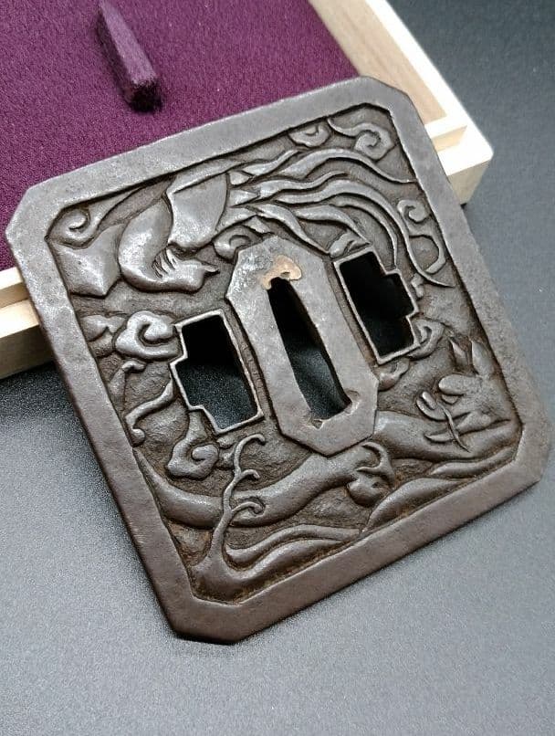 鳳凰龍雲図四角大型正阿弥南蛮鍔 鐔 鉄製 日本刀 刀 刀装具 時代物 真剣居合い
