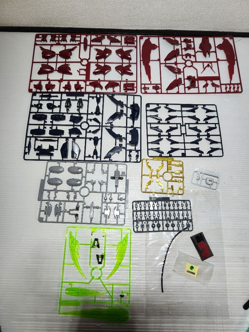 HG 新機動戦記ガンダムW 1/100 プラモデル 4箱セット 未組立保管品