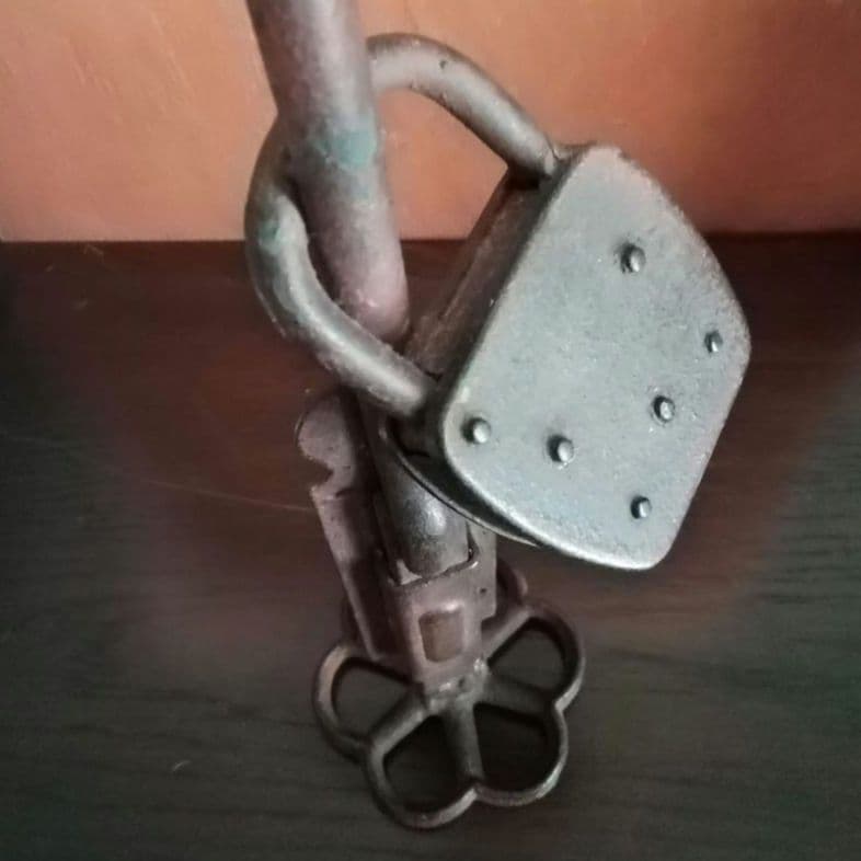 オブジェ　ディスプレイ　A.CEEN　アイアンキャスト　インダストリアルデザイン