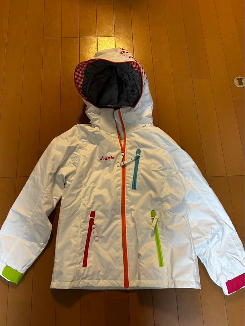 子ども用スキーウェア 上下セット　新品