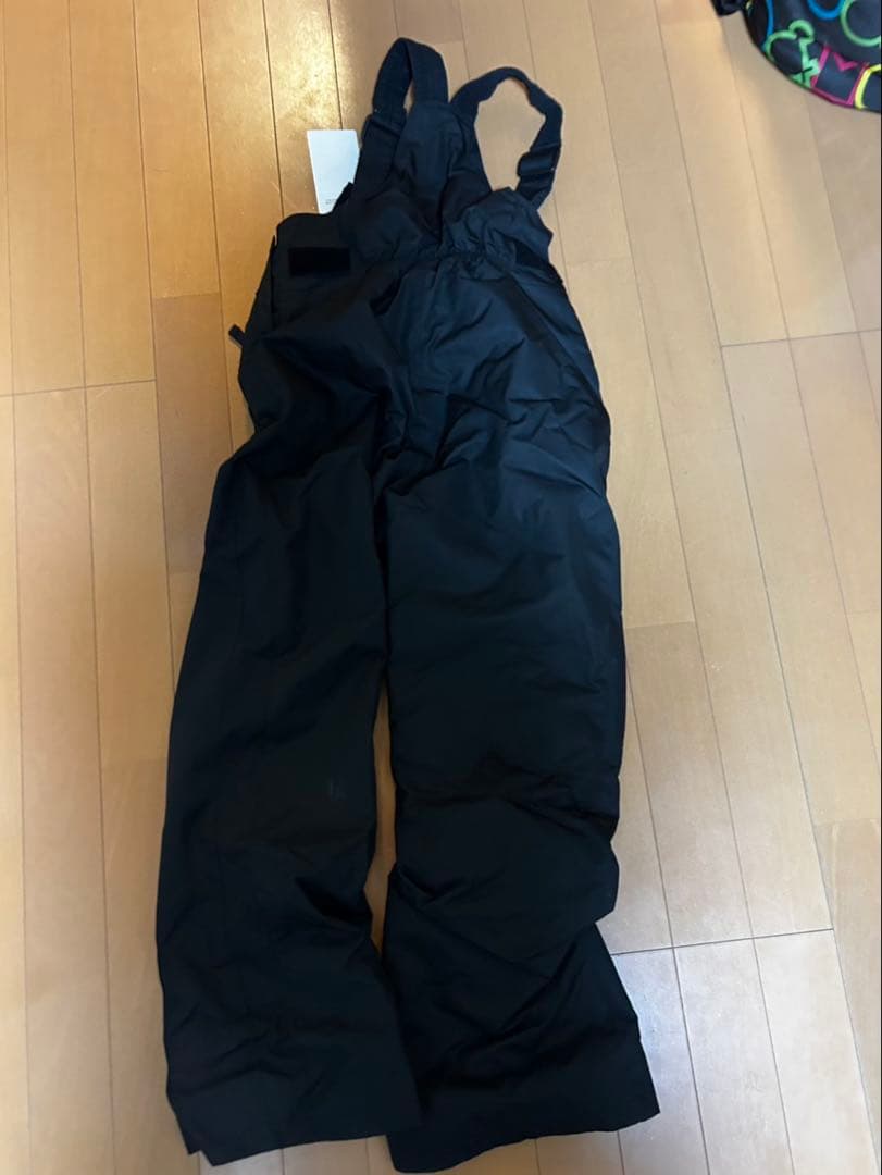 子ども用スキーウェア 上下セット　新品