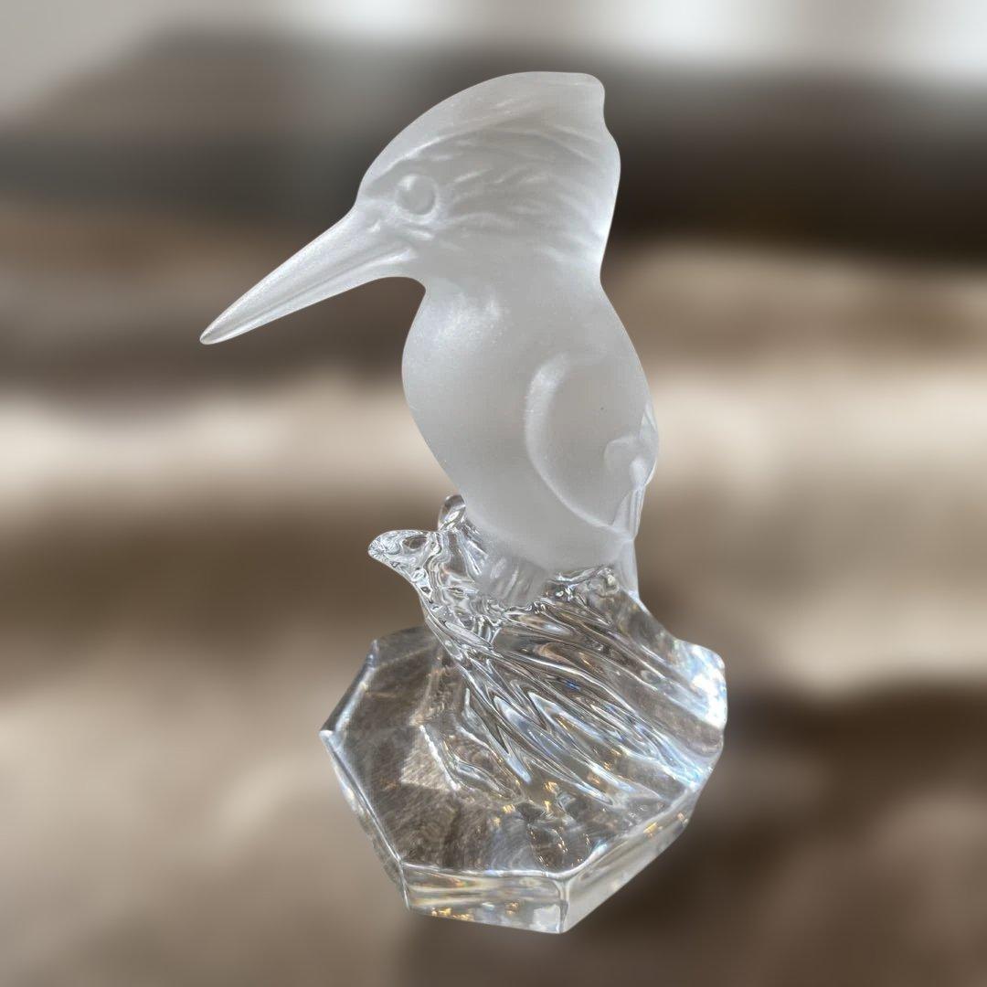 【インテリア　オーナメント（クリスタルのカワセミ）】翡翠はサンドブラスト仕上げ