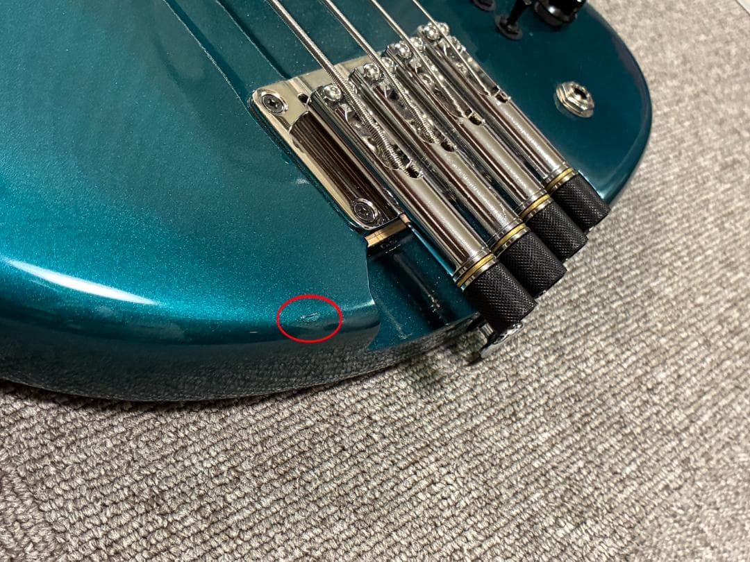 saitias guitars Lorentz 4 Std　軽量ヘッドレスベース