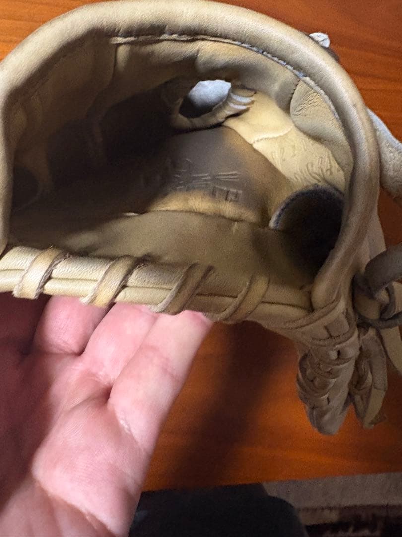 asics 投手用グローブ　ダルビッシュ型　ピッチャー用グロー