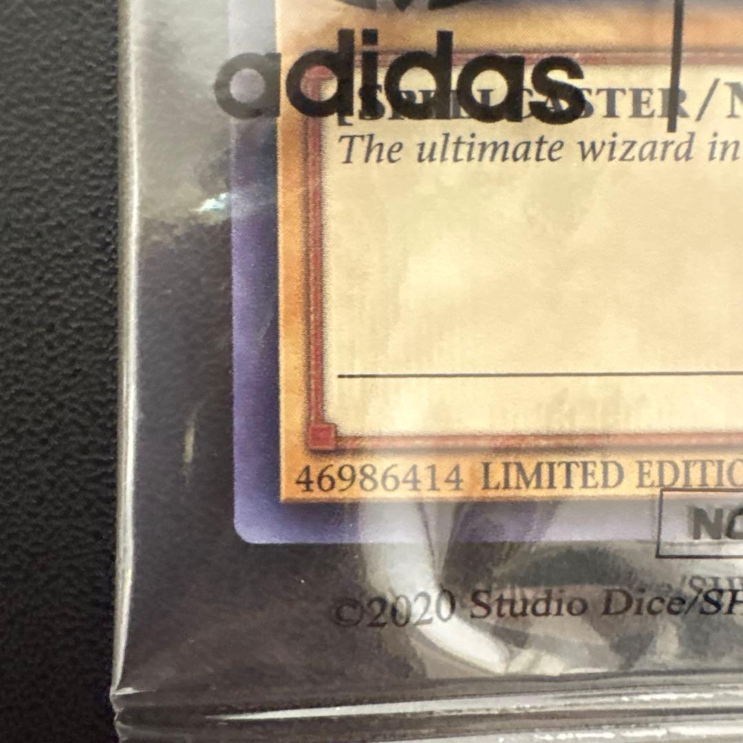 ブラックマジシャン　アディダス