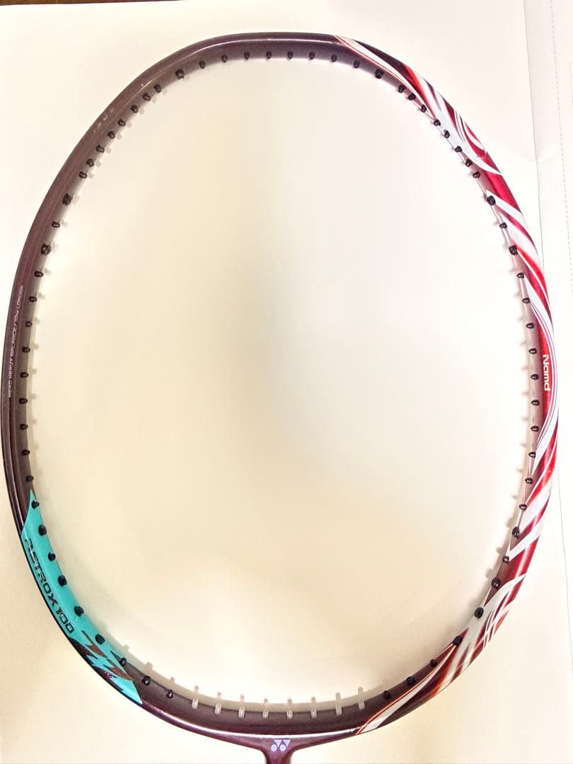 ヨネックス アストロクス100ZZ 4UG5 ASTROX【ヒビあり】