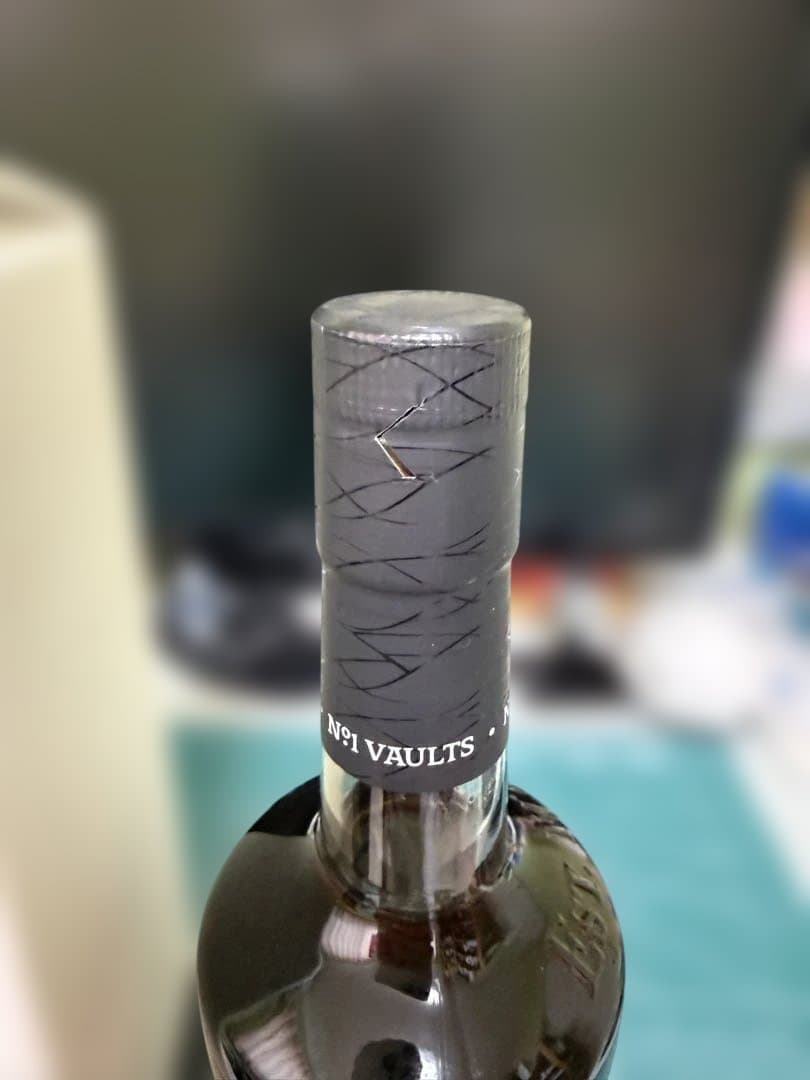 ボウモア 18年 オフィシャル BOWMORE