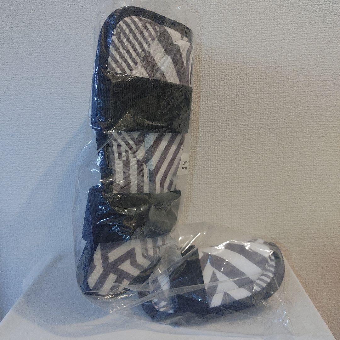 スラッガー　オールスター限定　フットガード 左打者用　①