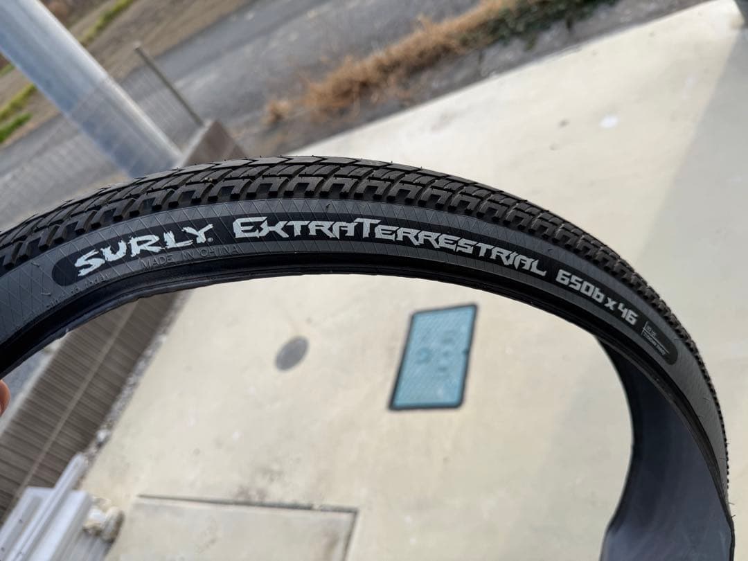 パーツ SURLY EXTRA TERRESTRIAL TIRE 650B x 46