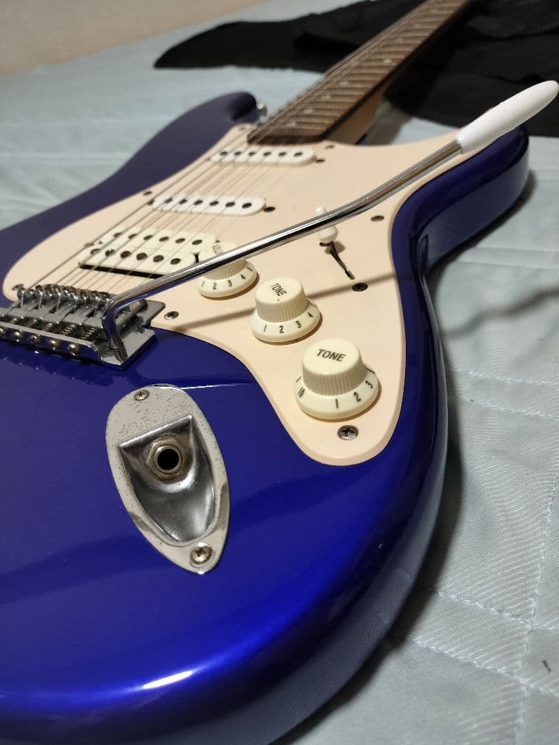 Squier スクワイヤー ストラトキャスター Affinity 青 ケース付