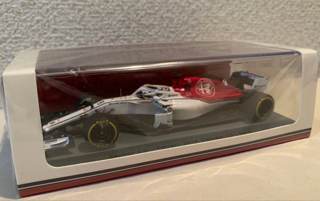 1/43 ザウバー アルファロメオ C37 フェラーリ