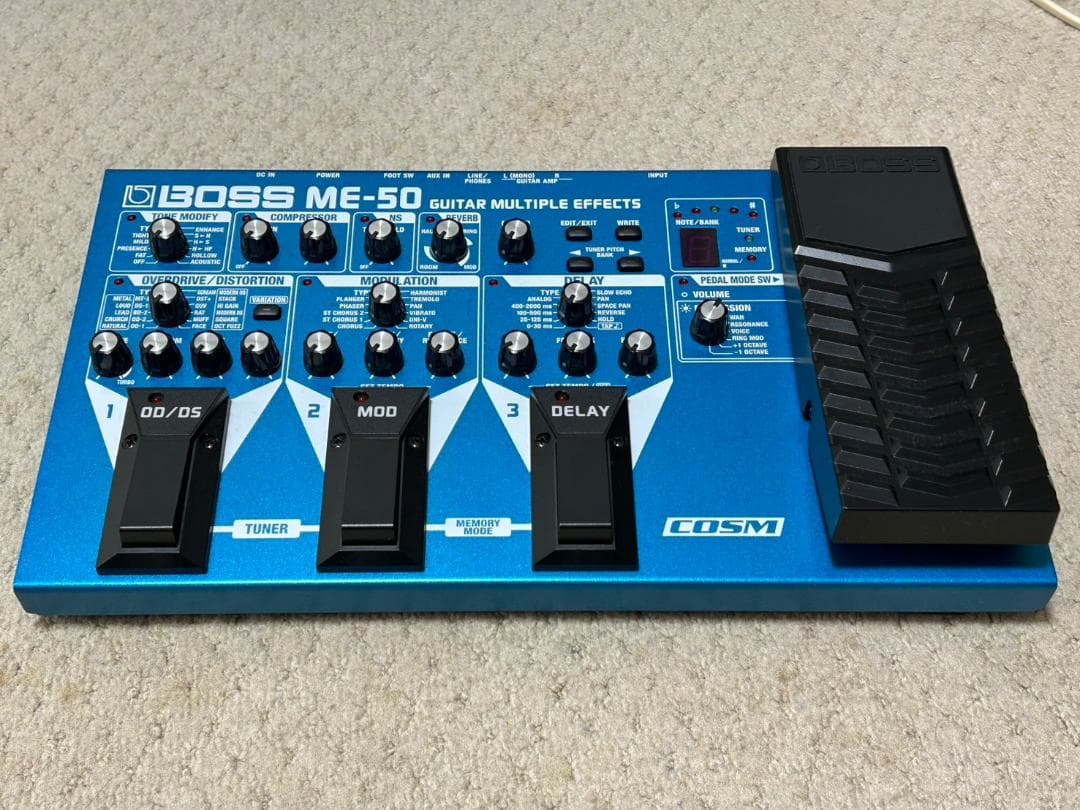BOSS ME-50 ギターマルチエフェクター/ ソフトケース・ACアダプター付